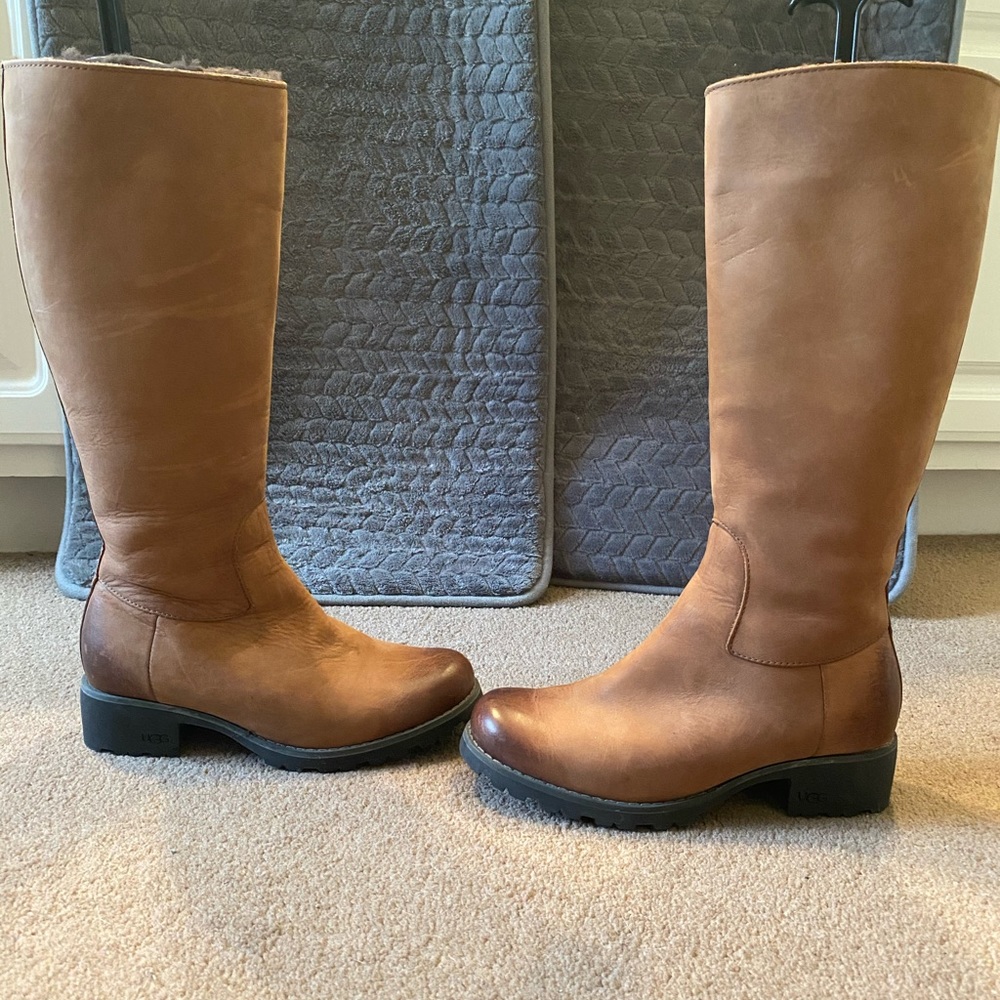 Ugg leather boots size 6